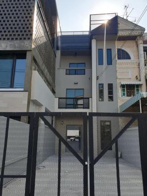 ให้เช่าทาวน์โฮม กลางเมืองลาดพร้าว 3ชั้น 31ตรว 180ตรม 4นอน 3น้ำ 30000ต่อเดือน